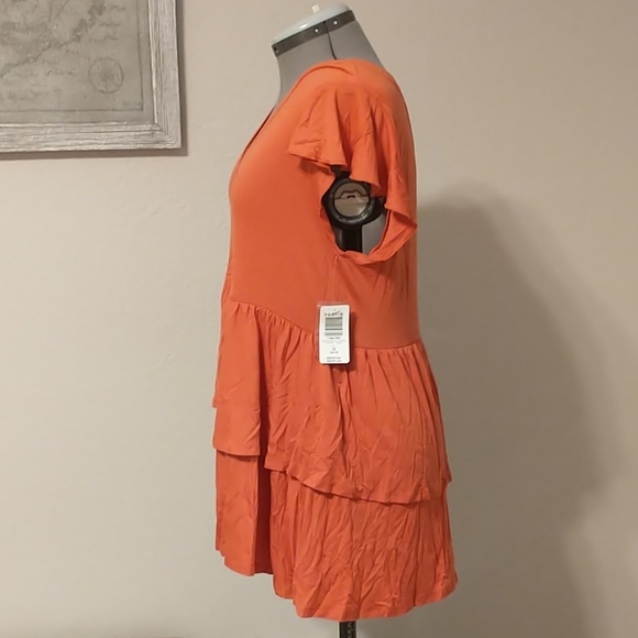 NWT Torrid Ruffle Top - Picture 4 of 5